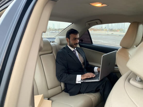 cheap car rental with driver in Dubai