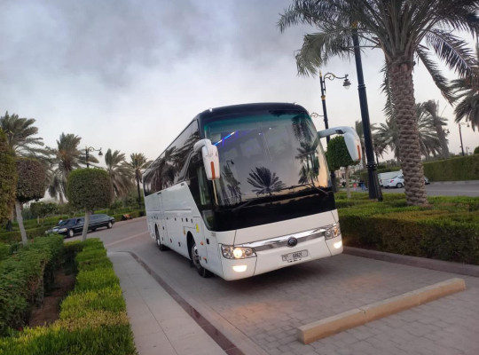 HIRE LUXURY BUSES IN DUBAI IN 2022
