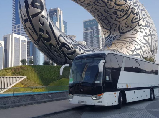 HIRE LUXURY BUSES IN DUBAI IN 2022