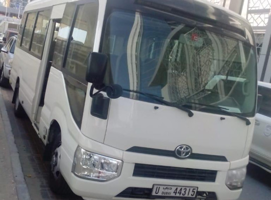 HIRE LUXURY BUSES IN DUBAI IN 2022
