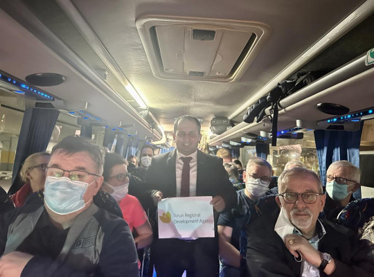 HIRE LUXURY BUSES IN DUBAI IN 2022