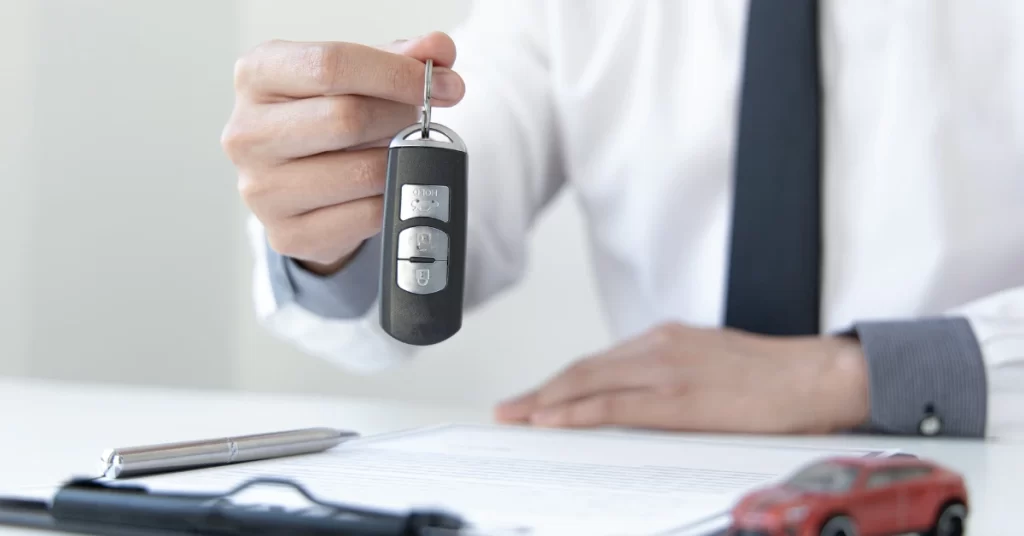 How you can save money while renting luxury cars with a driver in Dubai