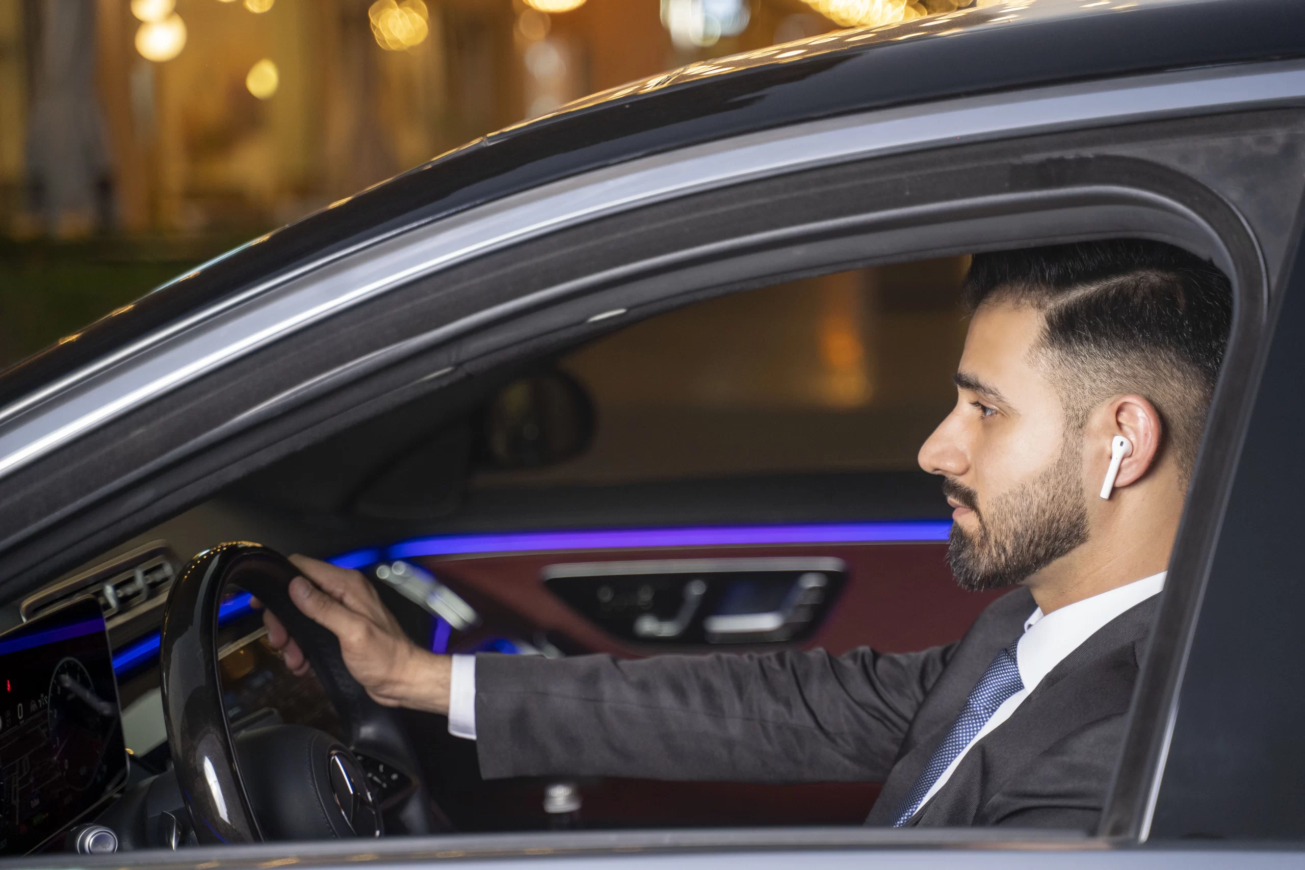 Why is airport transfer service the most ideal option for business travel