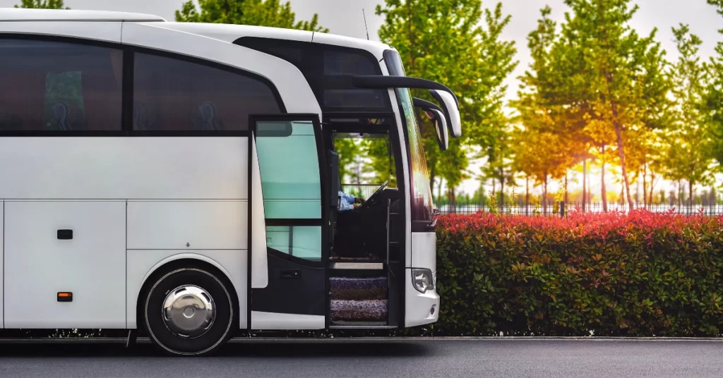 Choosing the Ideal Bus Rental Company
