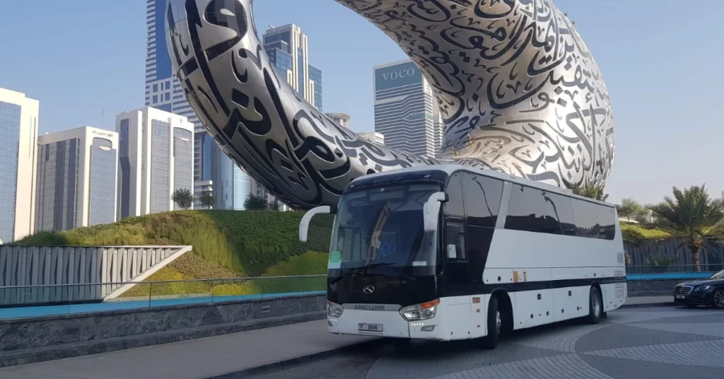 What's the Difference Between Bus Rental and Bus Charter