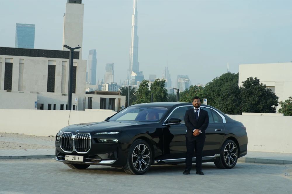 Dubai airport transfer service