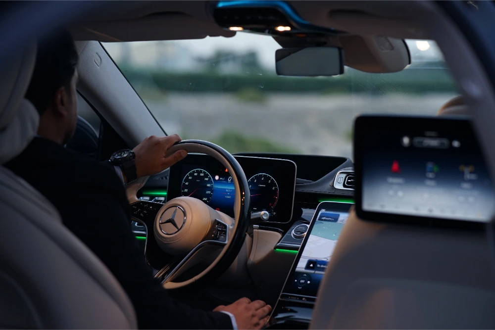 book airport transfer Abu Dhabi