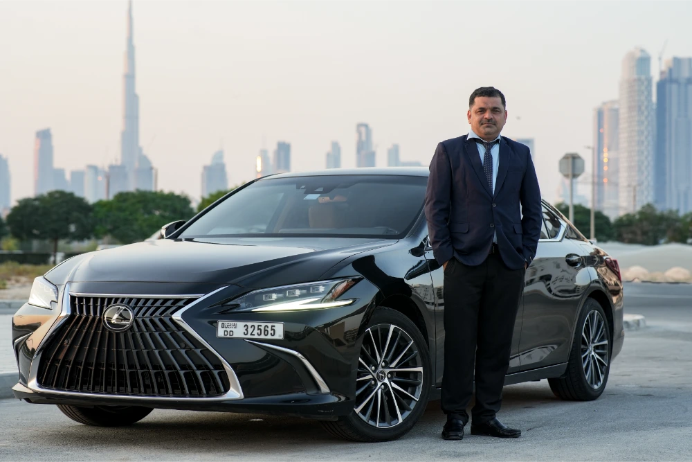 book airport transfer Al Ain