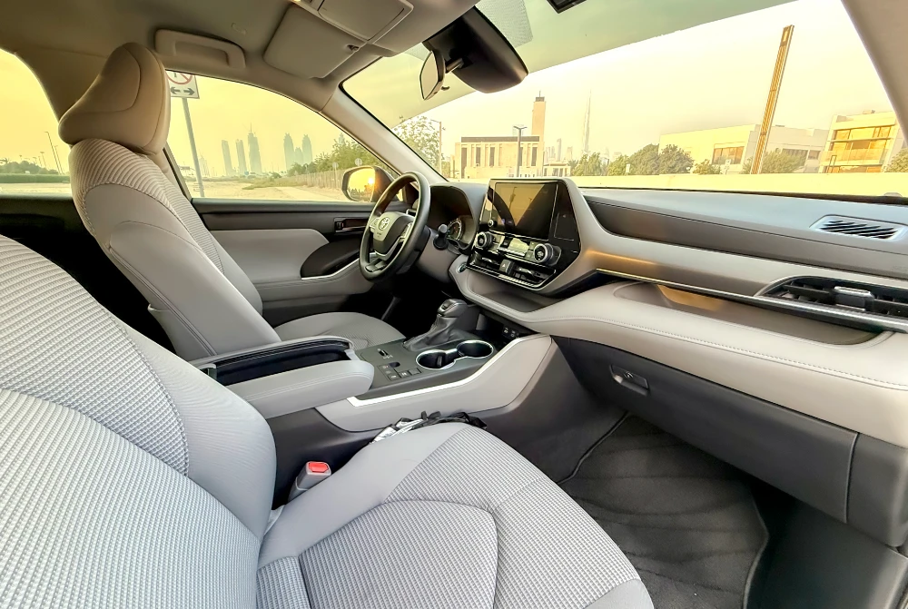 car hire with driver Ajman