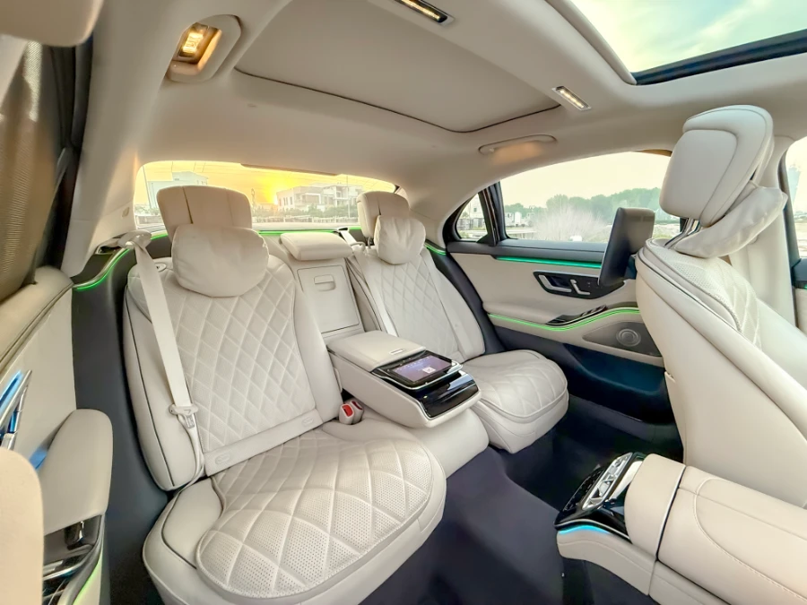 car hire with driver Al Ain