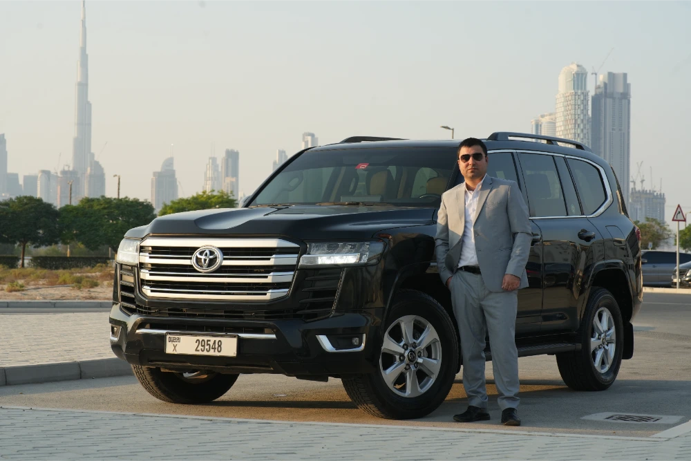 chauffeur driven car Al Ain