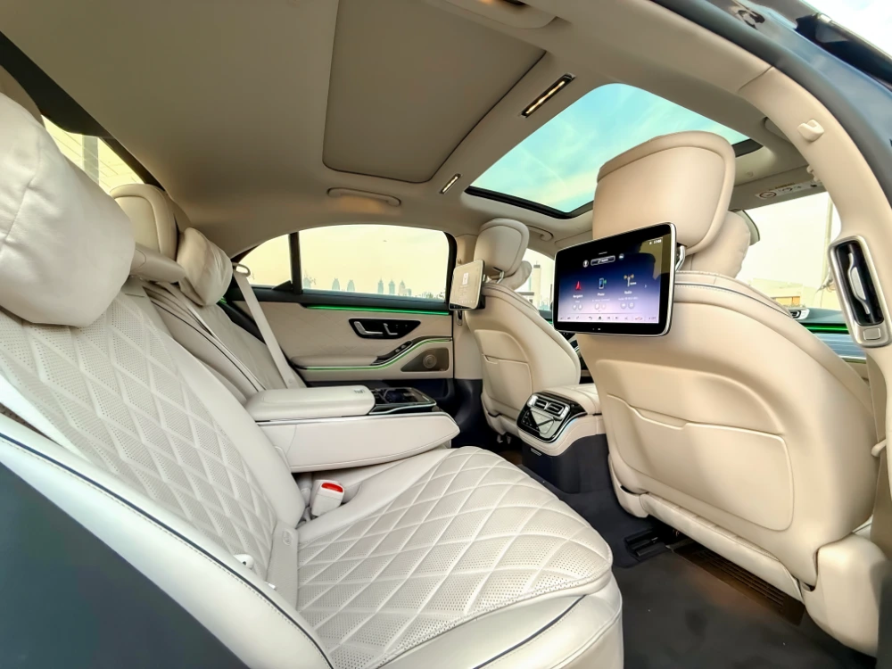 monthly chauffeur service Al Ain
