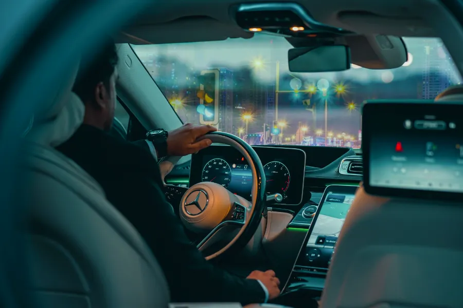 rent a car with driver in Dubai