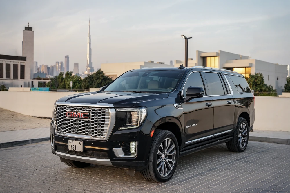 rent a car with driver in Umm Al Quwain