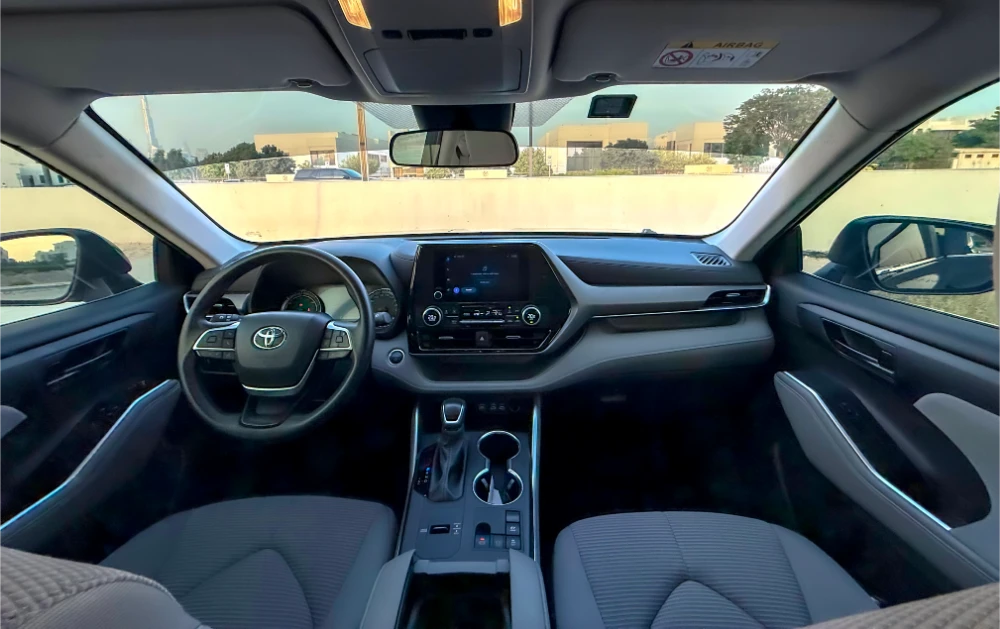 rent car with driver Ajman
